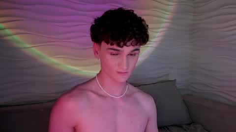 Snapshot of adam_21cm chatting on February 13, 2025, 10:33 pm Adam online show from February 13, 2025, 10:33 pm