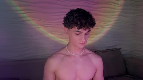 Snapshot of adam_21cm chatting on February 19, 2025, 4:33 pm Adam online show from February 19, 2025, 4:33 pm