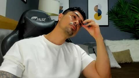 adam clarke online show from March 24, 2026, 3:22 am