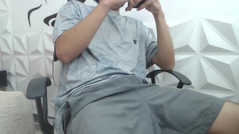 adam_evehotroom online show from January 25, 2025, 10:50 pm