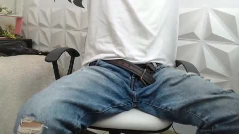 adam_evehotroom online show from February 21, 2025, 11:43 pm