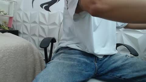 adam_evehotroom online show from February 22, 2025, 6:08 pm