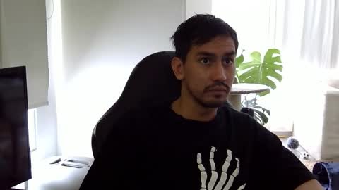 adam_evehotroom online show from October 5, 2025, 4:49 pm