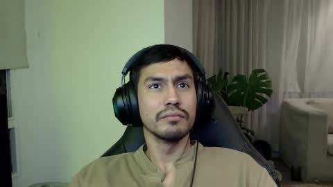 adam_evehotroom online show from October 8, 2025, 4:43 am