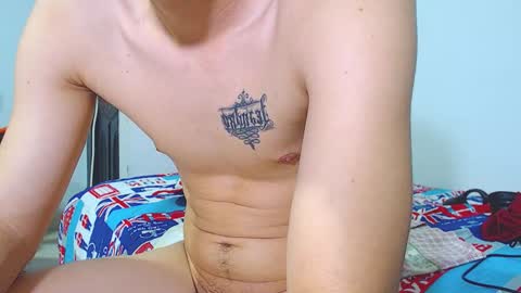 adam hot11 online show from January 15, 2026, 11:19 pm