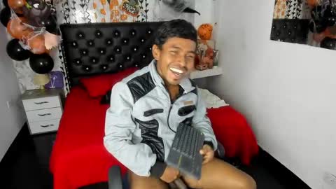 Snapshot of adam_morgan2 chatting on November 1, 2025, 9:50 pm adam_morgan2 online show from November 1, 2025, 9:50 pm