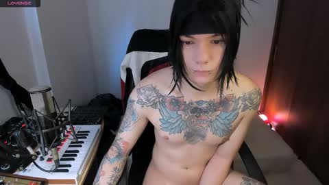  Adam online show from November 2, 2025, 1:35 pm