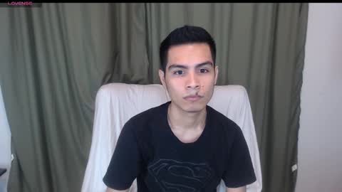 Snapshot of adam_sinclair chatting on October 29, 2025, 4:04 am adam_sinclair online show from October 29, 2025, 4:04 am