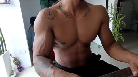 Adam Valencia online show from December 4, 2025, 7:00 pm