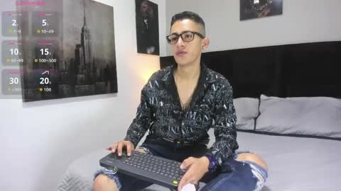 Snapshot of adam_walker_1 chatting on May 4, 2026, 2:46 pm adam_walker_1 online show from May 4, 2026, 2:46 pm