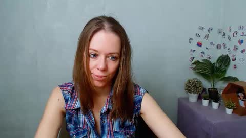 adamais_ online show from December 19, 2025, 6:53 am