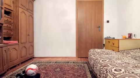 Adam online show from November 8, 2025, 7:12 pm