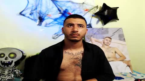 Snapshot of adamparker_ chatting on October 24, 2025, 3:03 am adamparker_ online show from October 24, 2025, 3:03 am