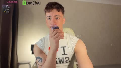 Hi Im Adam Glad to see u here 3 And its my first day online show from June 4, 2026, 4:46 pm