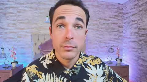 Im Adams Sanz online show from April 15, 2026, 10:21 pm