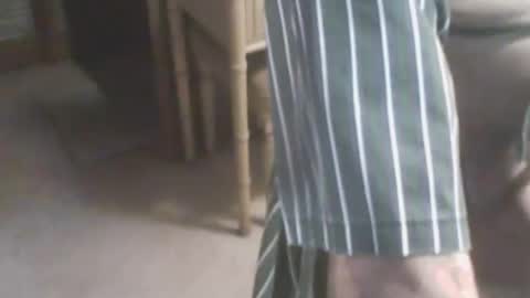 adamsny online show from February 17, 2025, 5:58 am