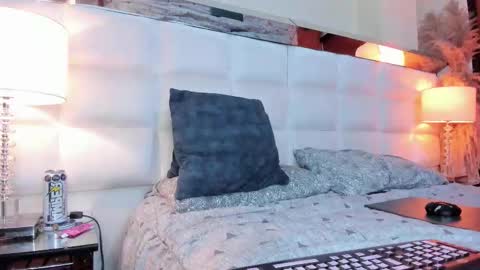 Adam online show from November 2, 2025, 5:10 am