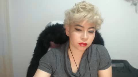 adan_romanoff online show from December 16, 2025, 8:41 am