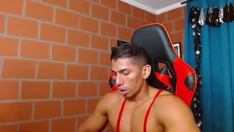 Adan Sin online show from December 3, 2024, 6:28 pm