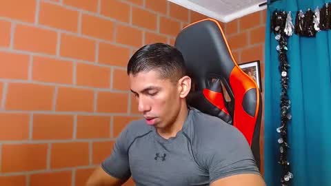 Adan Sin online show from December 7, 2024, 4:03 pm