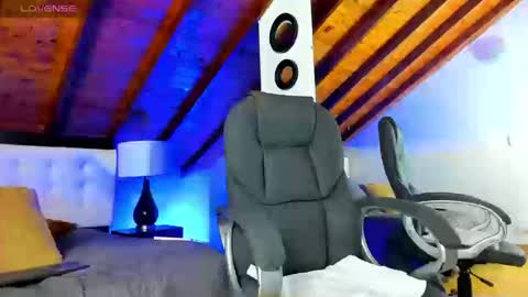 Adara Ferrara online show from March 19, 2026, 4:38 am