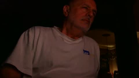 add_me_2 online show from June 5, 2026, 6:52 am