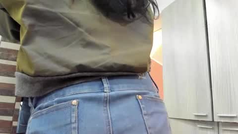 Snapshot of addiflower chatting on October 4, 2025, 6:33 am addi online show from October 4, 2025, 6:33 am