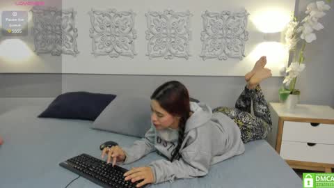 Adela Worsth online show from January 22, 2025, 12:17 pm