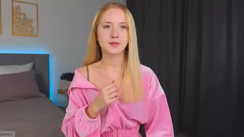Snapshot of adele_armas chatting on September 18, 2025, 10:34 pm Adele online show from September 18, 2025, 10:34 pm