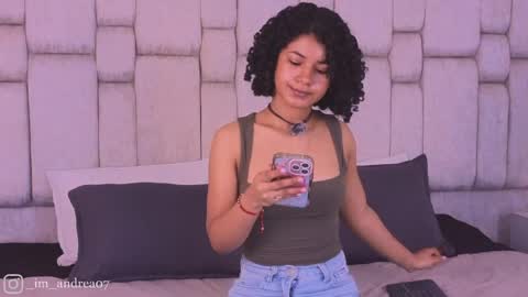 Andrea online show from April 1, 2026, 11:55 am