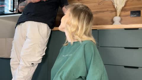 Adele Nick online show from April 2, 2026, 8:12 am