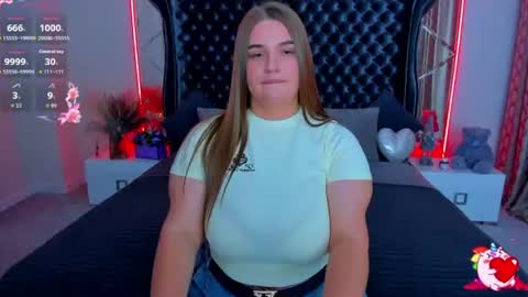 Snapshot of adele_sugar chatting on June 19, 2026, 7:28 pm Your Adele online show from June 19, 2026, 7:28 pm