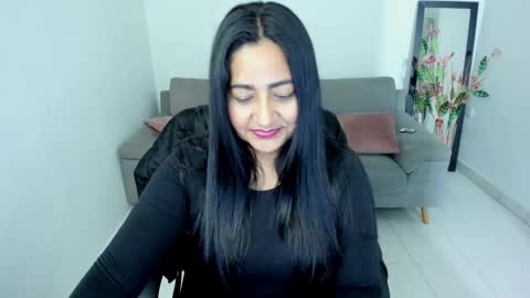 Carolina online show from October 17, 2025, 10:18 am