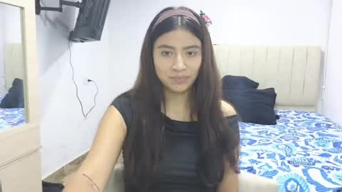 adellein foxx online show from July 16, 2026, 1:55 am