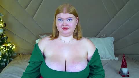 adelemoor online show from December 17, 2024, 12:01 am