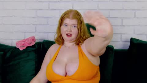 adelemoor online show from January 18, 2025, 2:25 am