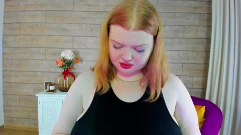 adelemoor online show from March 9, 2025, 5:39 pm