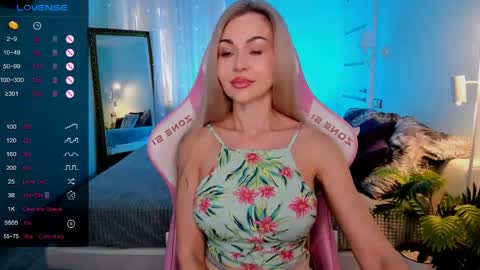 Snapshot of adeleroberts chatting on June 2, 2026, 2:02 am Adele online show from June 2, 2026, 2:02 am