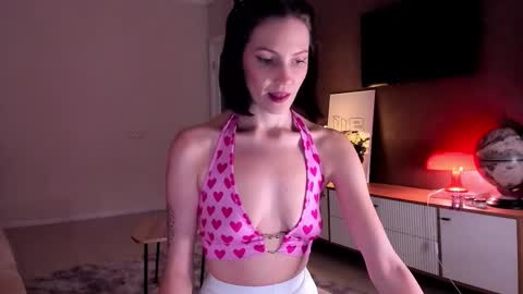 Adele Shine online show from October 4, 2025, 2:48 pm