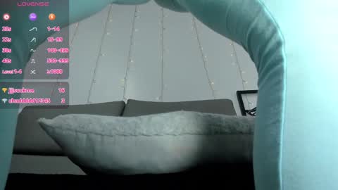 adelinaconte1 online show from January 13, 2025, 7:21 pm