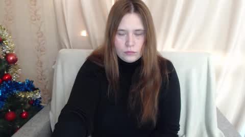 adelinalawson online show from January 13, 2025, 11:08 am