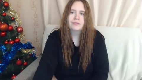 adelinalawson online show from January 19, 2025, 6:43 pm