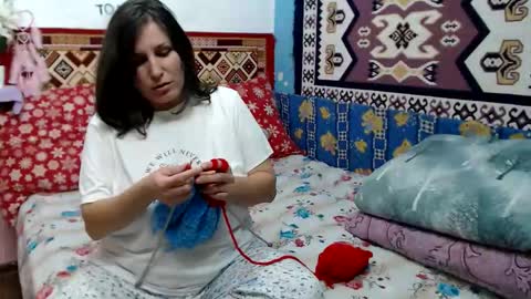 Larisa online show from October 31, 2025, 10:38 am