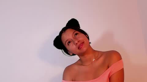 Snapshot of adelle_rose1 chatting on January 29, 2025, 4:47 am Adelle online show from January 29, 2025, 4:47 am