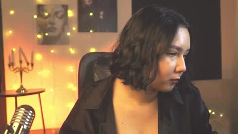 Adelina online show from December 24, 2024, 12:44 am