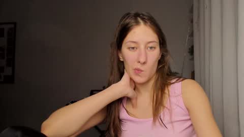 Snapshot of adellqueen chatting on December 2, 2024, 10:34 pm Adell online show from December 2, 2024, 10:34 pm