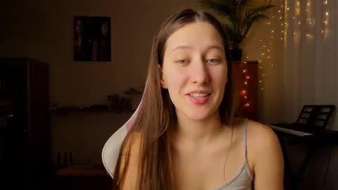 Snapshot of adellqueen chatting on March 5, 2025, 10:32 pm Adell online show from March 5, 2025, 10:32 pm