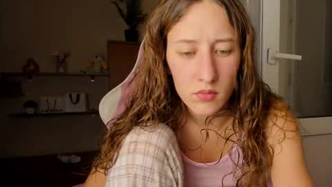 Snapshot of adellqueen chatting on September 13, 2025, 9:36 pm Adell online show from September 13, 2025, 9:36 pm