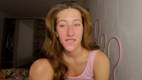 Adell online show from April 27, 2026, 9:46 pm