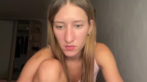 Adell online show from July 11, 2026, 10:00 pm